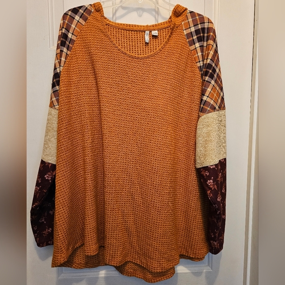 Cato Tops - Cato 18w/20w Long-sleeved Hooded Top